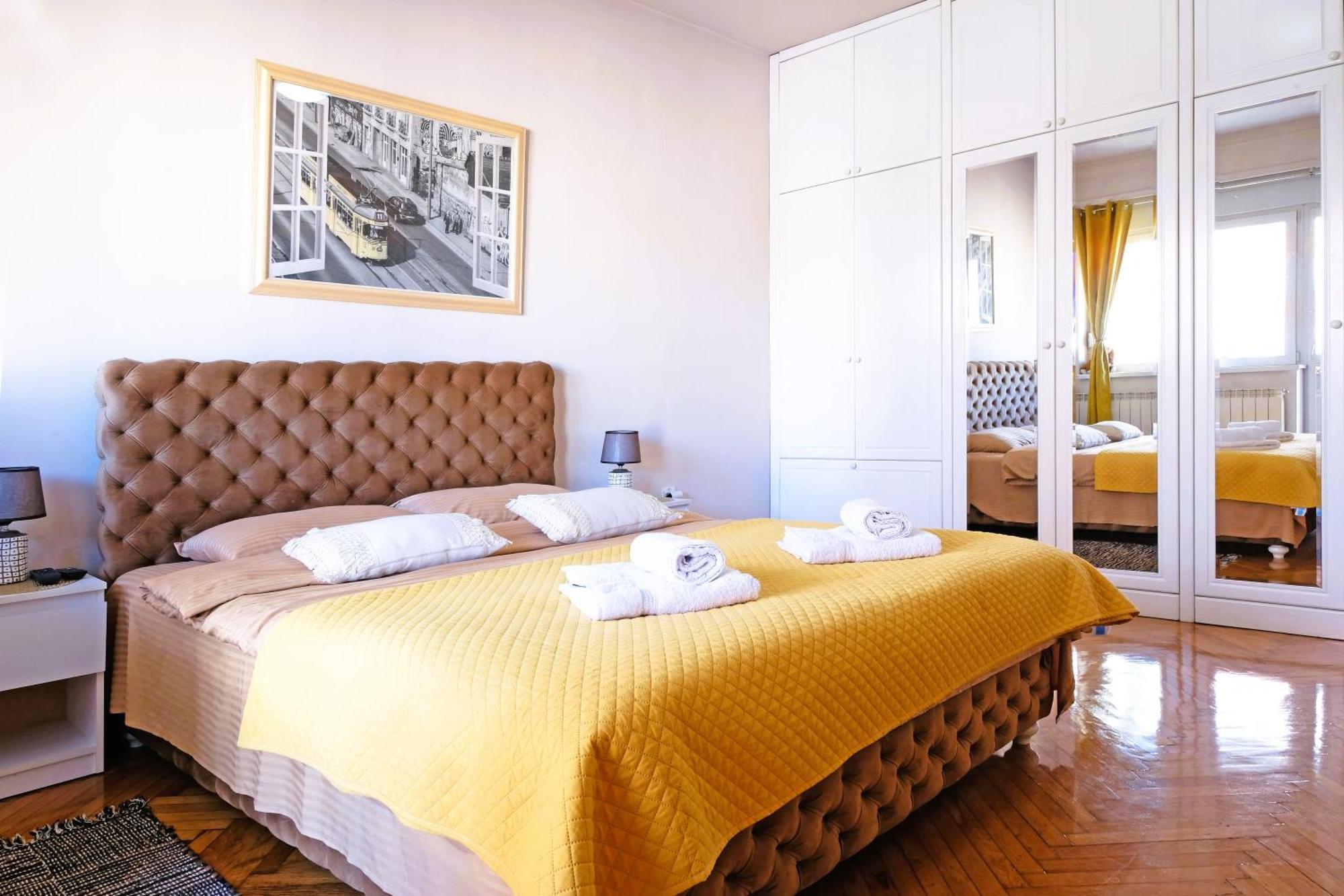 Windows City Apartment Belgrad Exterior foto